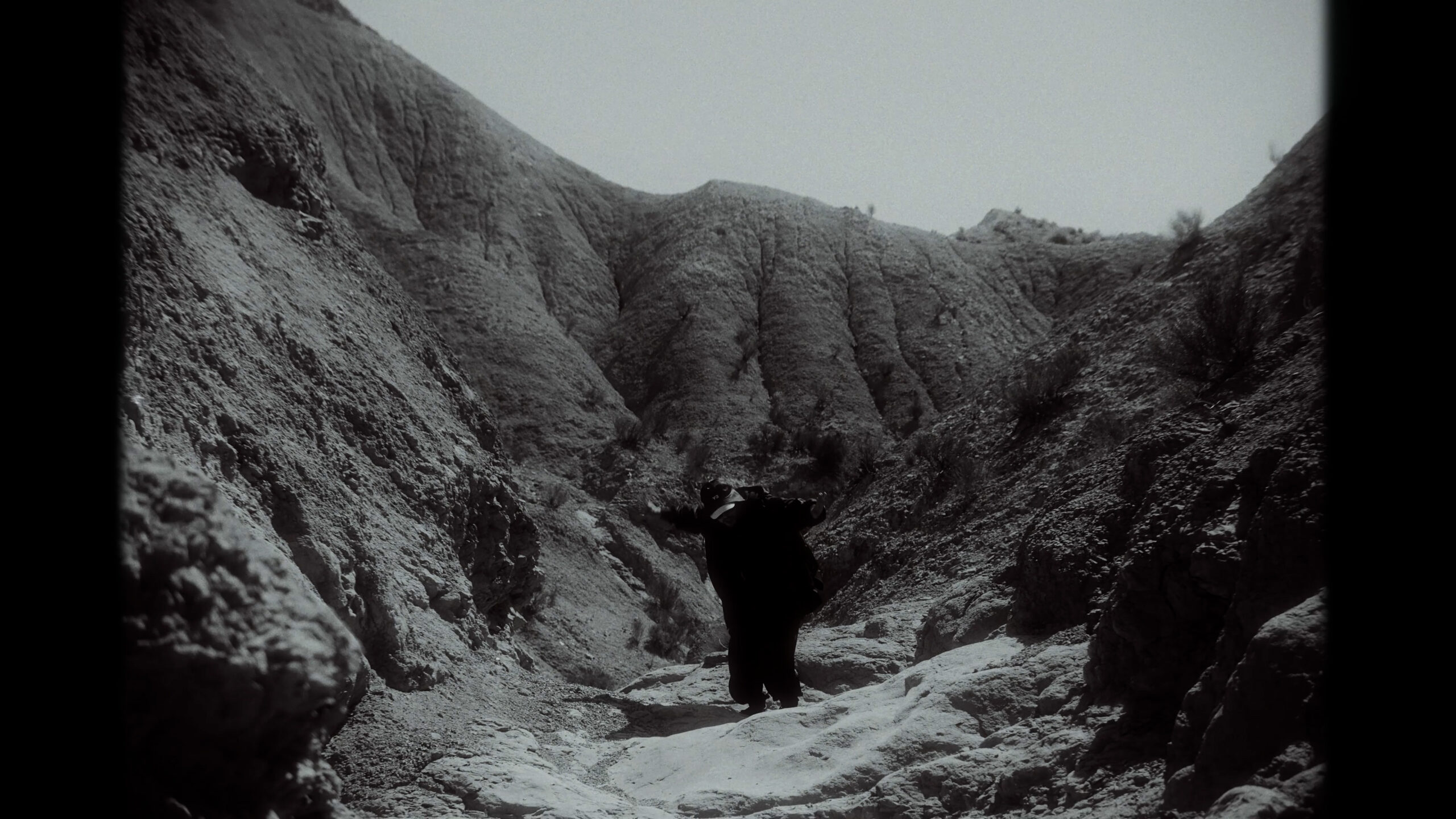 SOLARRIO_HEADOVERHEELS_TN_006